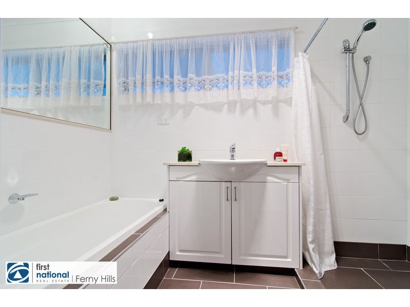 81 Kylie Avenue, Ferny Hills QLD 4055