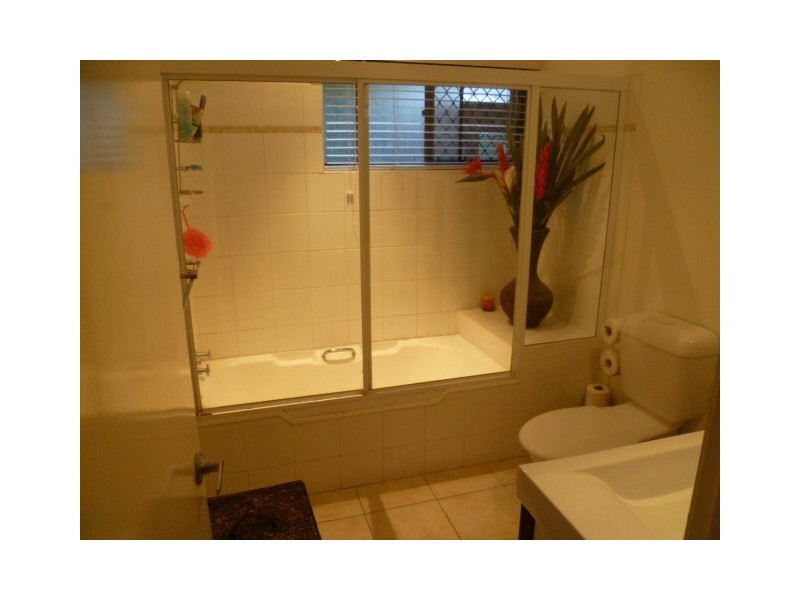 6/14 Surrey Street, Nundah QLD 4012