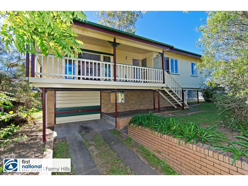 12 Burril Crescent, Ferny Hills QLD 4055
