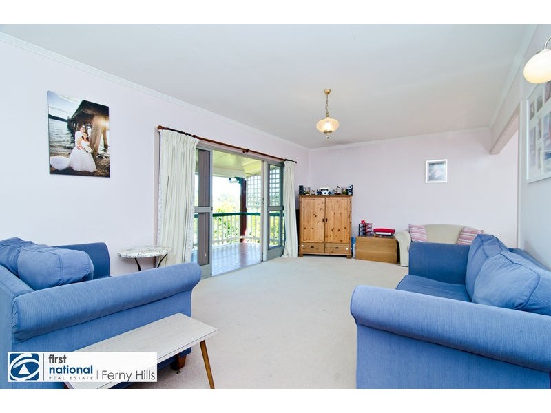 12 Burril Crescent, Ferny Hills QLD 4055
