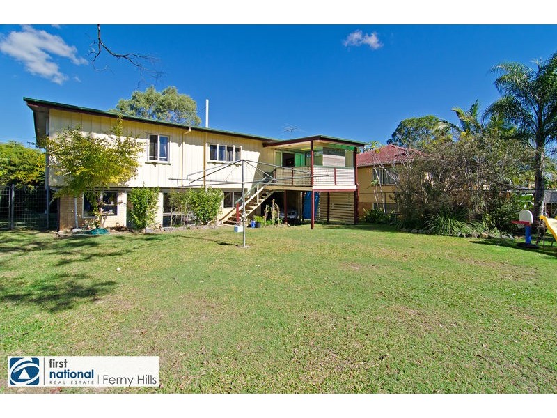 12 Burril Crescent, Ferny Hills QLD 4055