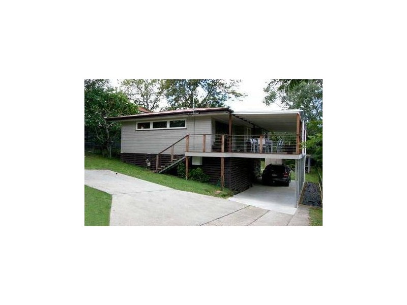 229 Appleby Rd, Stafford Heights QLD 4053