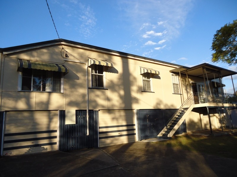 9 Blaze Lane, Ferny Hills QLD 4055