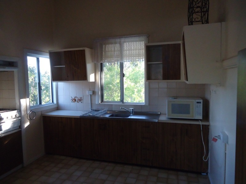 9 Blaze Lane, Ferny Hills QLD 4055