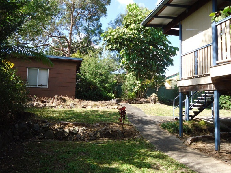 17 Bunora Avenue, Ferny Hills QLD 4055