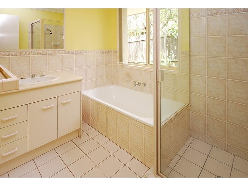 51 McGregor Way, Ferny Grove QLD 4055