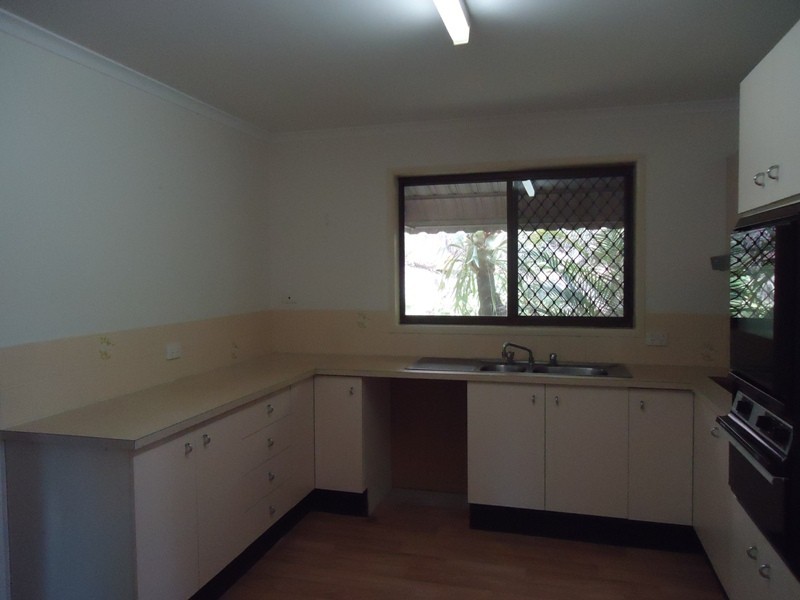 33 Quinnia Court, Ferny Hills QLD 4055