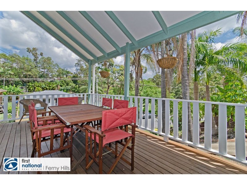 9 Yeerinbool Court, Arana Hills QLD 4054