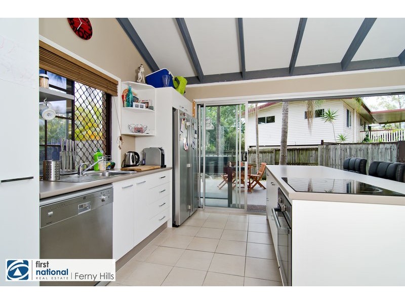 7 Yeerinbool Court, Arana Hills QLD 4054