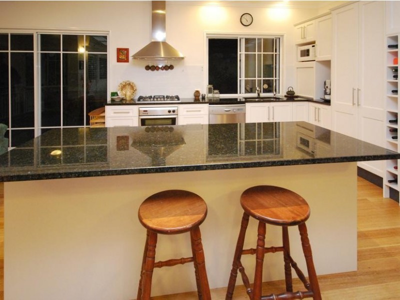 1 Woodfield Court, Ferny Hills QLD 4055
