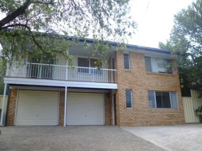 4 Ferny Way, Ferny Hills QLD 4055