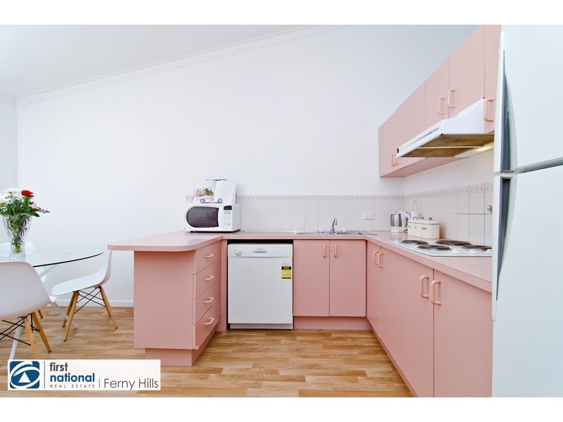 8/85 View Crescent, Arana Hills QLD 4054