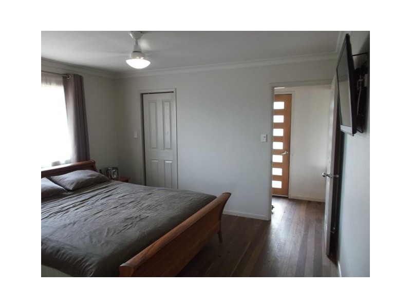 9 Burrill Crescent, Ferny Hills QLD 4055