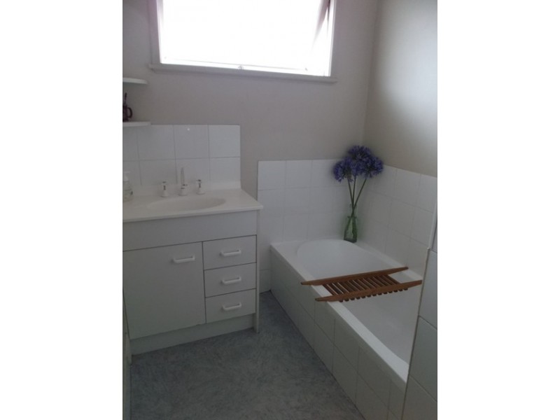 9 Burrill Crescent, Ferny Hills QLD 4055