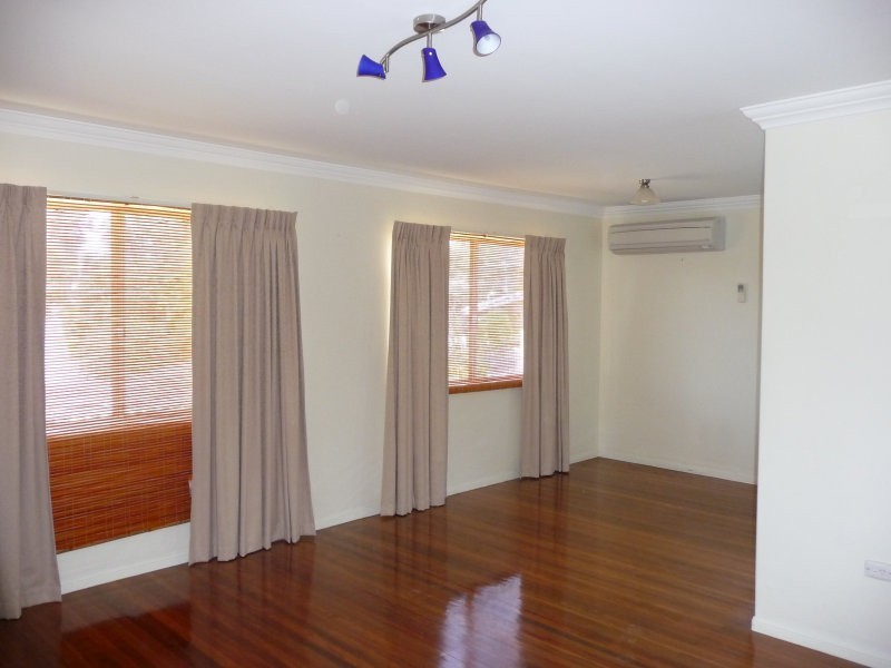 6 Ilga Grove, Ferny Hills QLD 4055