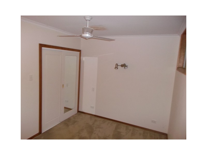 9 Yeerinbool Court, Arana Hills QLD 4054