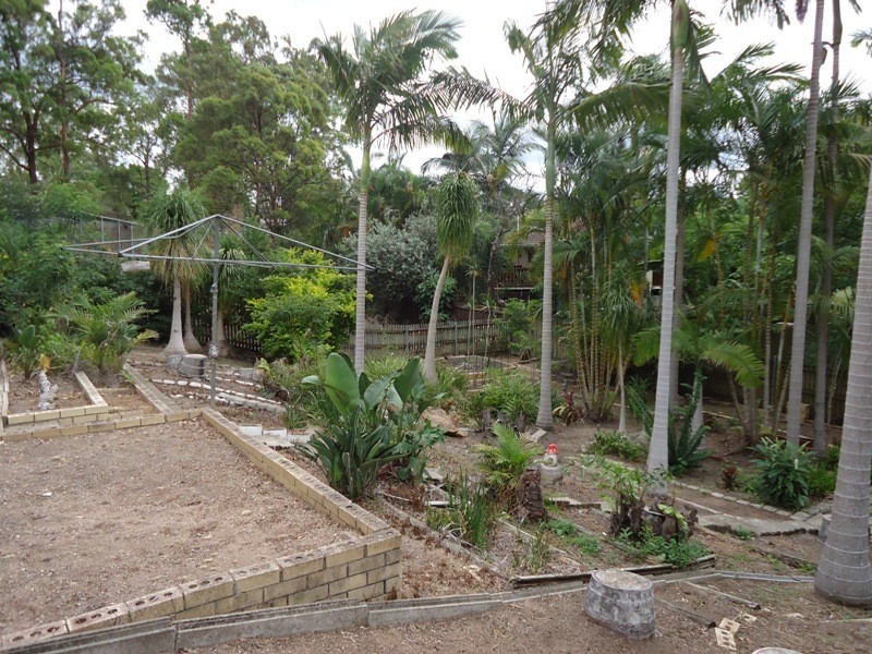 4 Pyang Grove, Ferny Hills QLD 4055