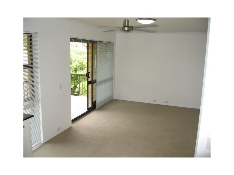 8/26 Ada Street, Taringa QLD 4068