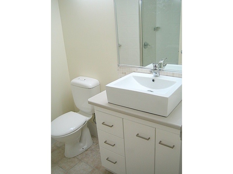 8/26 Ada Street, Taringa QLD 4068