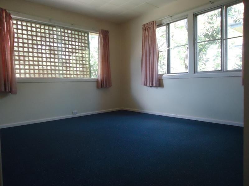 57 Bunora Avenue, Ferny Hills QLD 4055