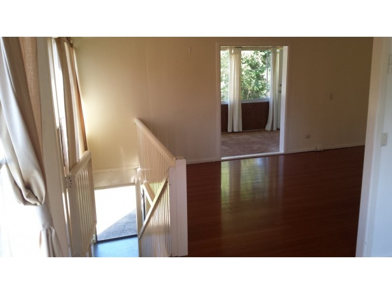 57 Bunora Avenue, Ferny Hills QLD 4055