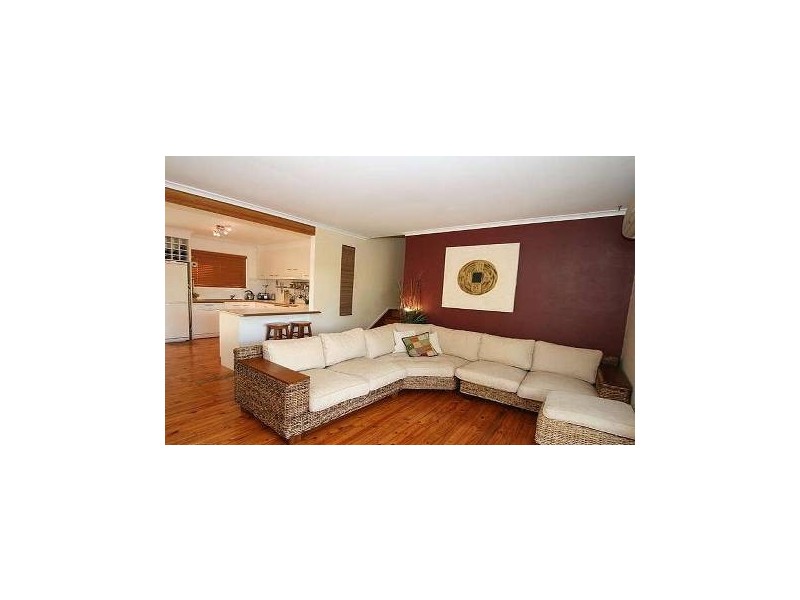 33 Yathong Court, Arana Hills QLD 4054