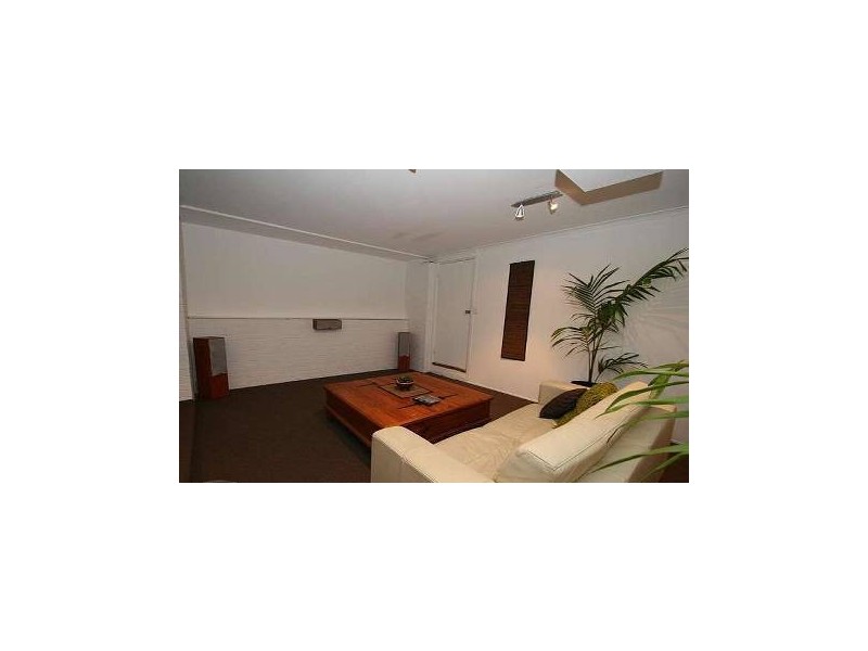 33 Yathong Court, Arana Hills QLD 4054