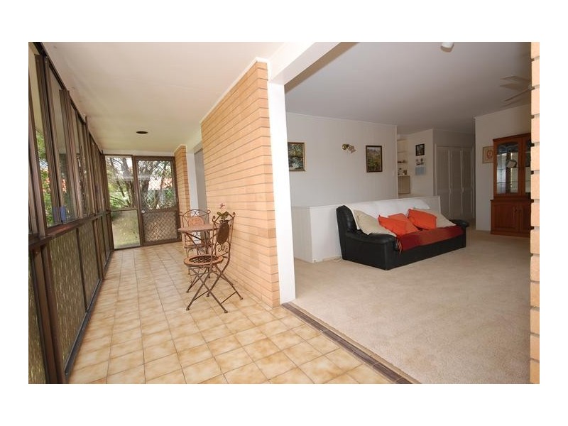 11 Tabulam Drive, Ferny Hills QLD 4055