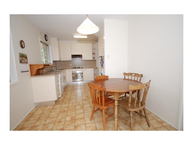 11 Tabulam Drive, Ferny Hills QLD 4055