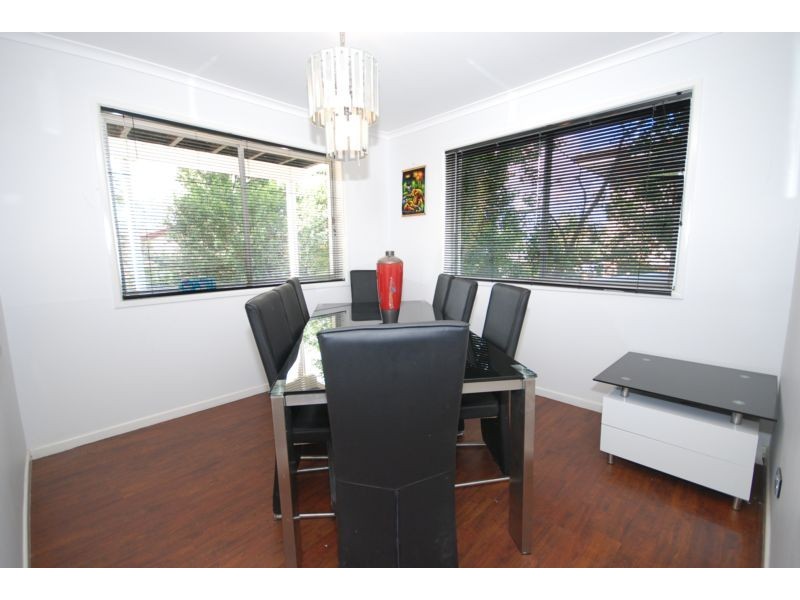 6 Nikola Street, Arana Hills QLD 4054