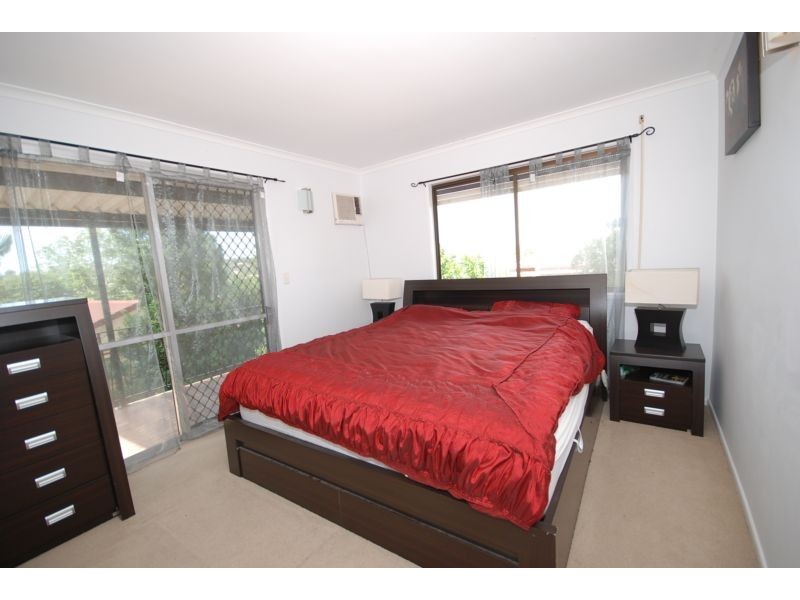 6 Nikola Street, Arana Hills QLD 4054