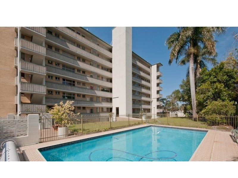 2/15 Bellevue Terrace, St Lucia QLD 4067