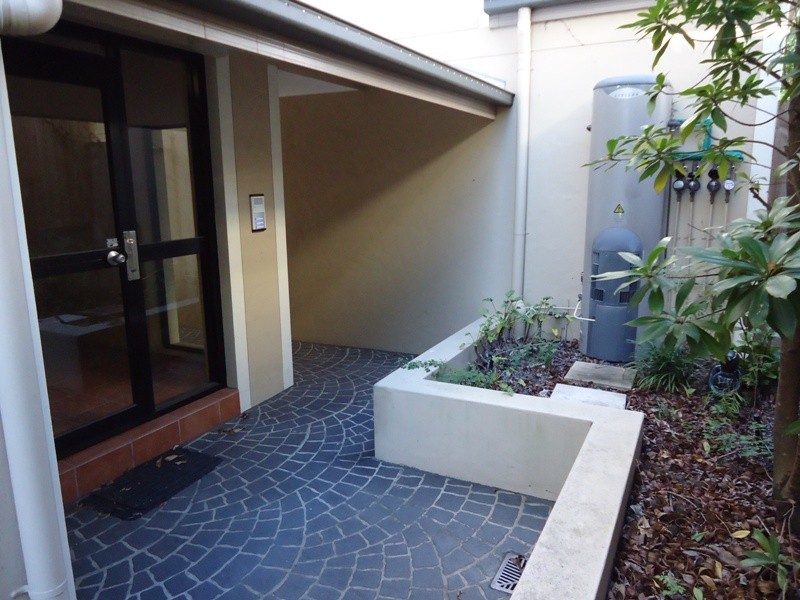 2/43 Le Geyt Street, Windsor QLD 4030