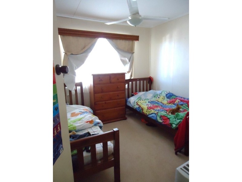 27 Penambul Crescent, Ferny Hills QLD 4055