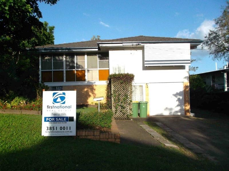 27 Penambul Crescent, Ferny Hills QLD 4055