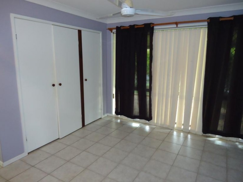 19 Bel-Air Court, Ferny Hills QLD 4055