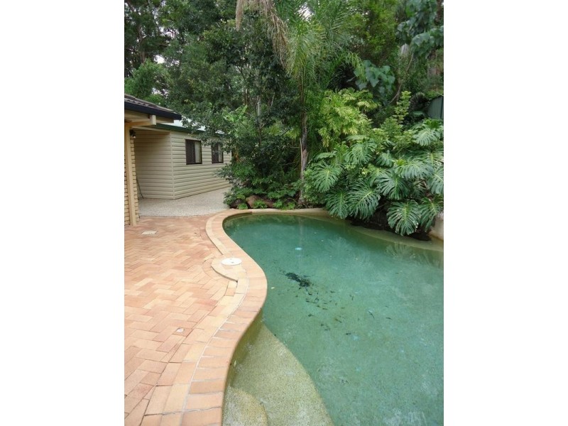 19 Bel-Air Court, Ferny Hills QLD 4055