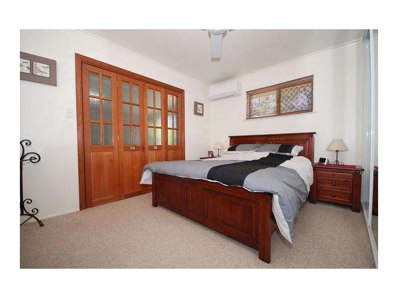 2 Dumba Lane, Ferny Hills QLD 4055