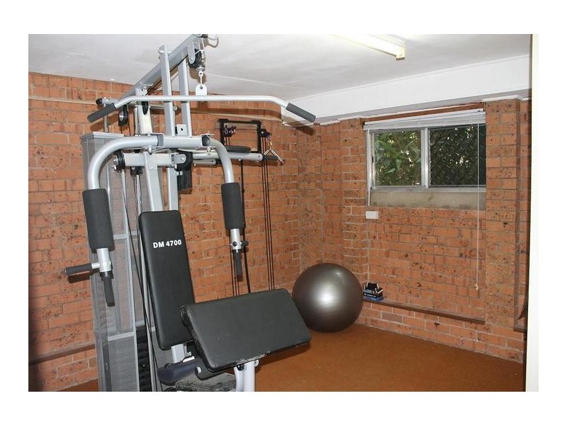 2 Dumba Lane, Ferny Hills QLD 4055