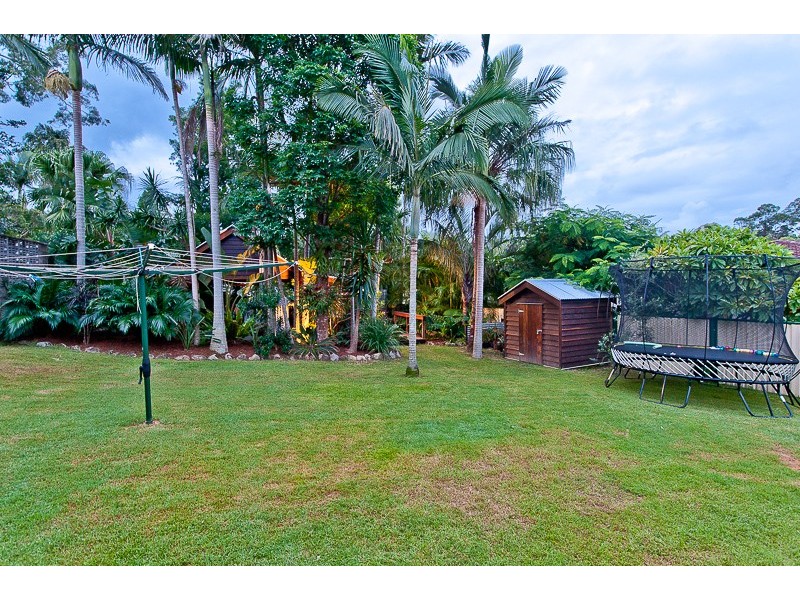 4 Burril Crescent, Ferny Hills QLD 4055