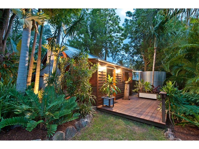 4 Burril Crescent, Ferny Hills QLD 4055