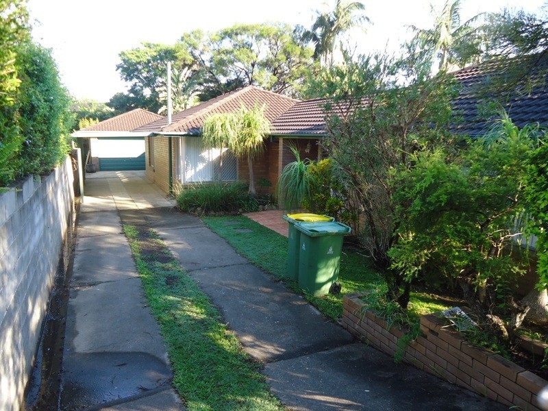12 Kylie Avenue, Ferny Hills QLD 4055