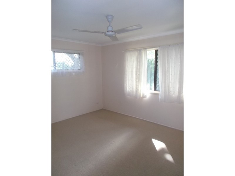 8 Nikola Street, Arana Hills QLD 4054