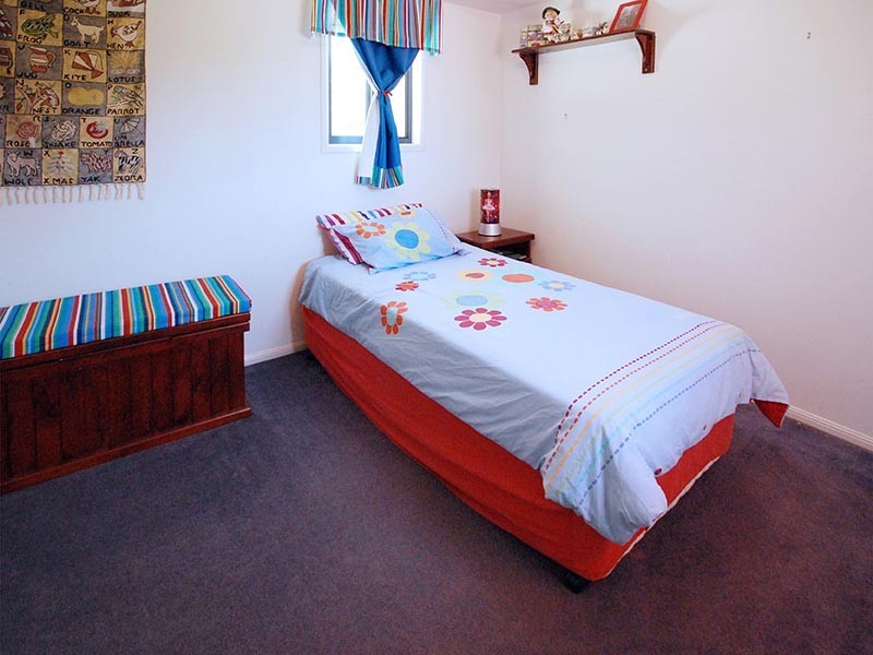 19 Yarraman Street, Arana Hills QLD 4054