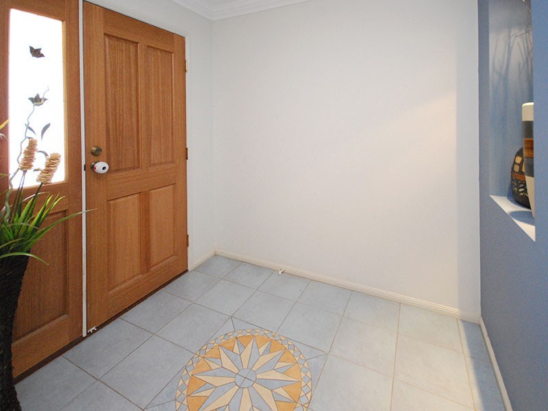 19 Yarraman Street, Arana Hills QLD 4054