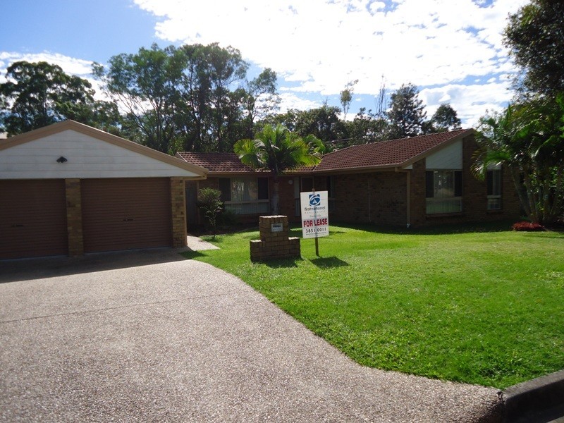 102 Yingally Drive, Ferny Hills QLD 4055