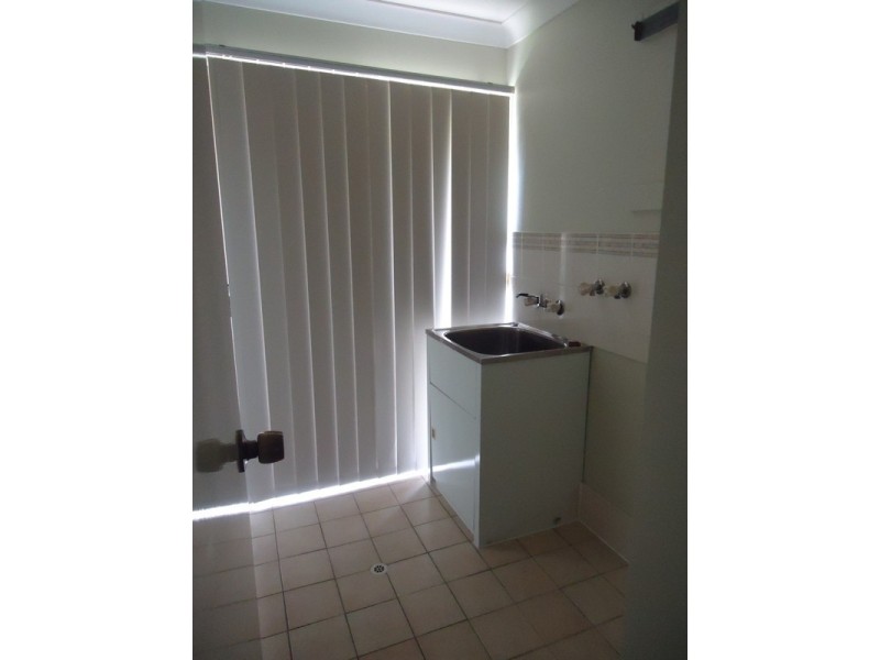 102 Yingally Drive, Ferny Hills QLD 4055