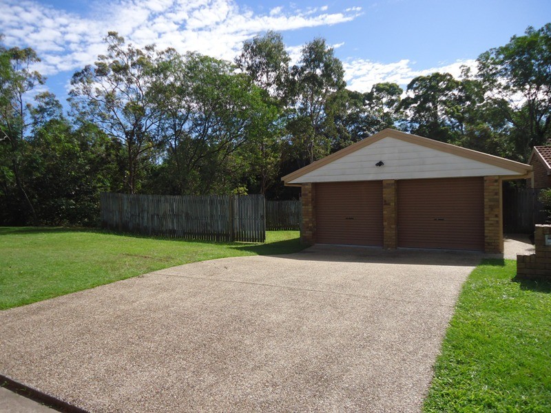 102 Yingally Drive, Ferny Hills QLD 4055