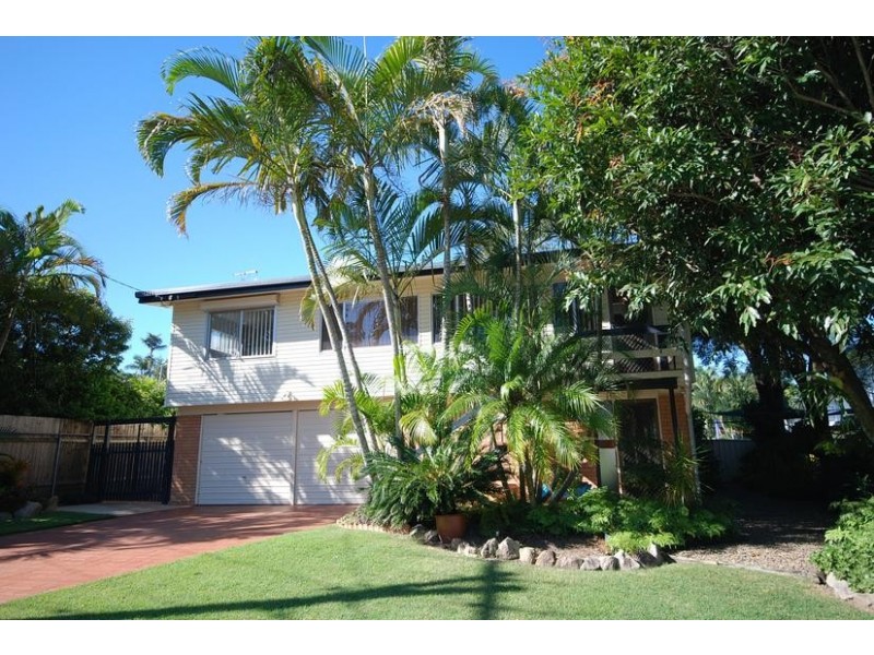 17 Carawatha Avenue, Ferny Hills QLD 4055