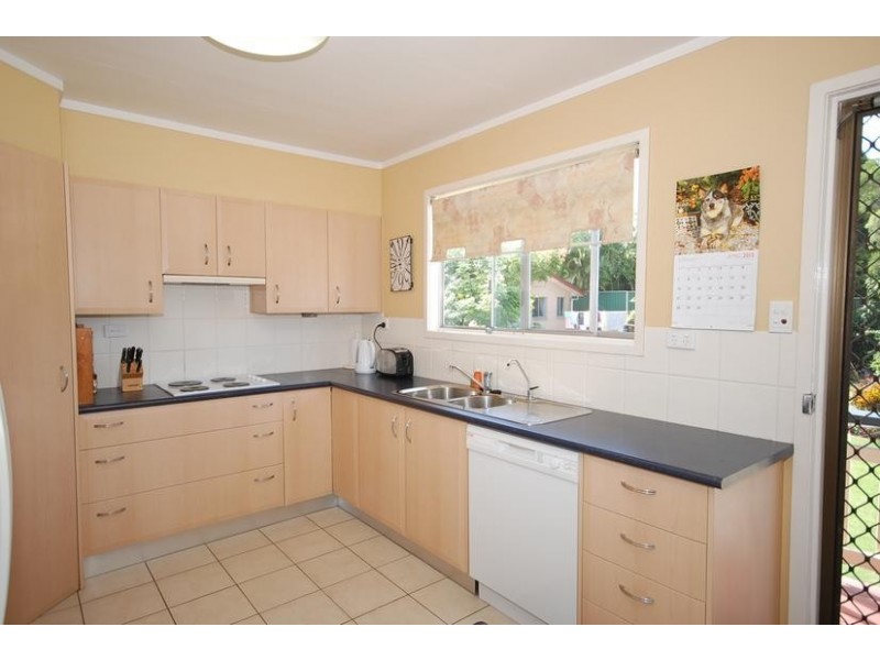 17 Carawatha Avenue, Ferny Hills QLD 4055